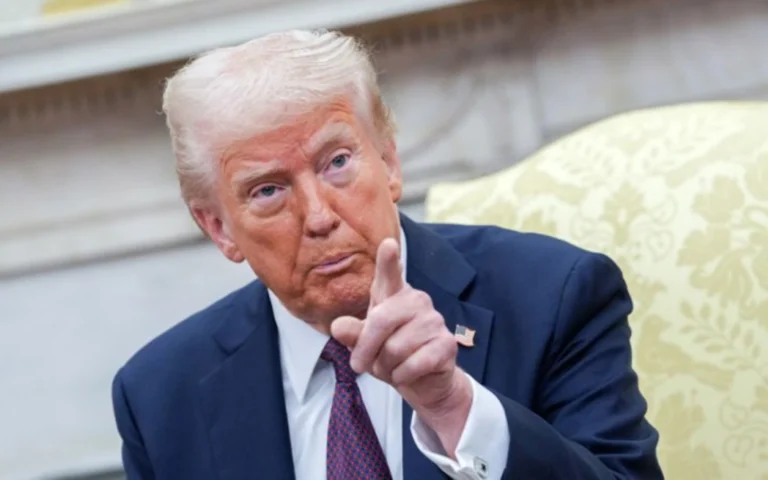 Трамп оголосив про нові мита на ліки, вантажівки та кухонні шафи з 1 жовтня