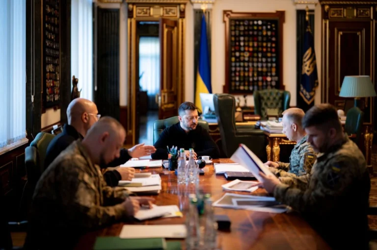 Зеленський: експорт зброї буде контрольований до кінця війни, основні напрямки - Європа, США, Близький Схід