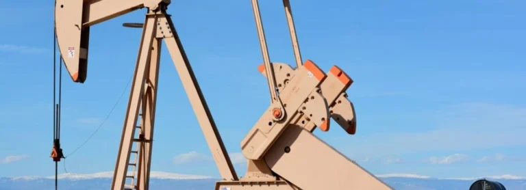 Нафта на шляху до найстрімкішого тижневого падіння в ціні за 3,5 місяці