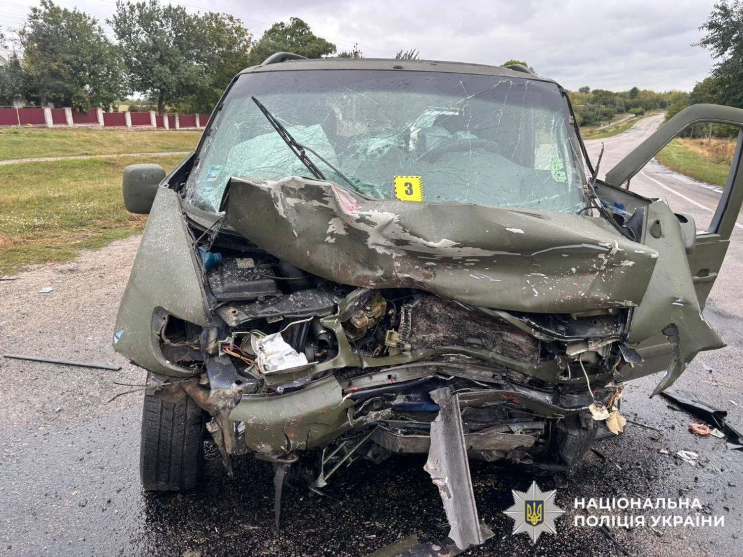 Одна людина загинула, троє, включно з дитиною - травмовані: смертельна ДТП сталась на Київщині