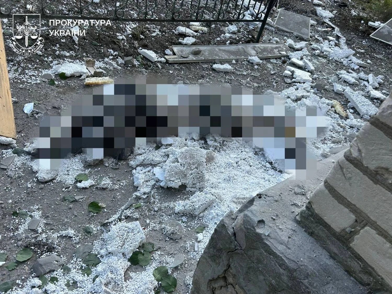 Кількість жертв російського артобстрілу у Херсоні зросла до трьох