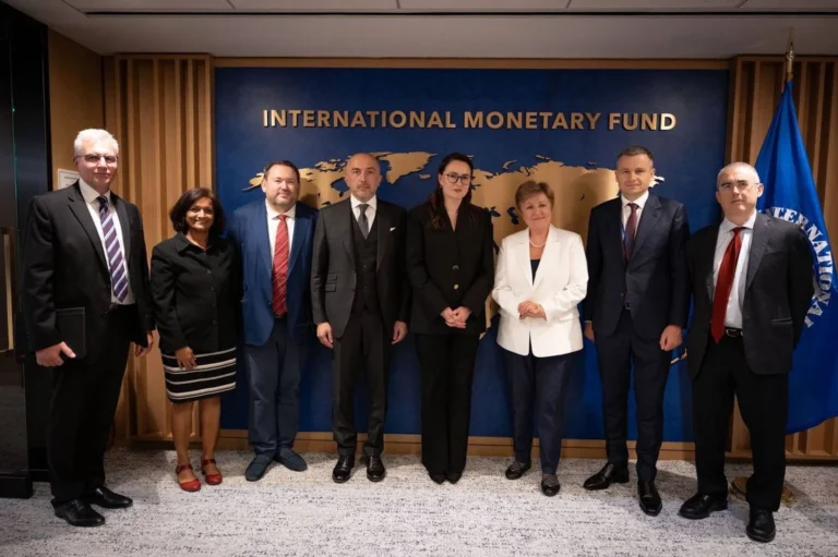 Українська делегація обговорила з главою МВФ нову програму на 2026-2029 роки - Свириденко