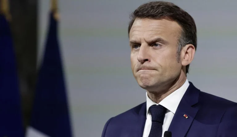 "Макрон марить себе Наполеоном чи Карлом XII": у росії заявили про підготовку Францією контингенту до 2000 солдатів для України