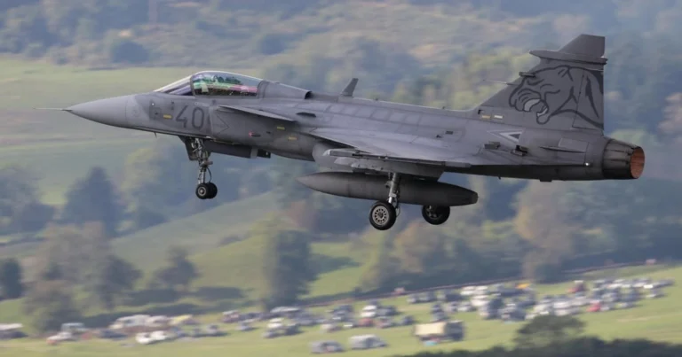 Розраховуємо на 150 літаків Gripen для України, і перші мають з