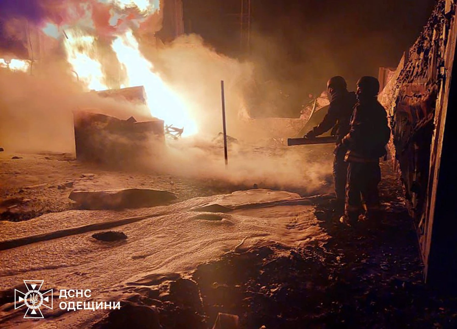 рф вночі атакувала енергетику на Одещині, є перебої зі світлом і постраждалий: показали наслідки