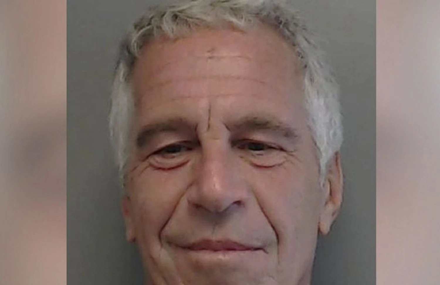 Епштейн намагався передати лаврову інформацію про Трампа перед зустріччю з путіним - Politico