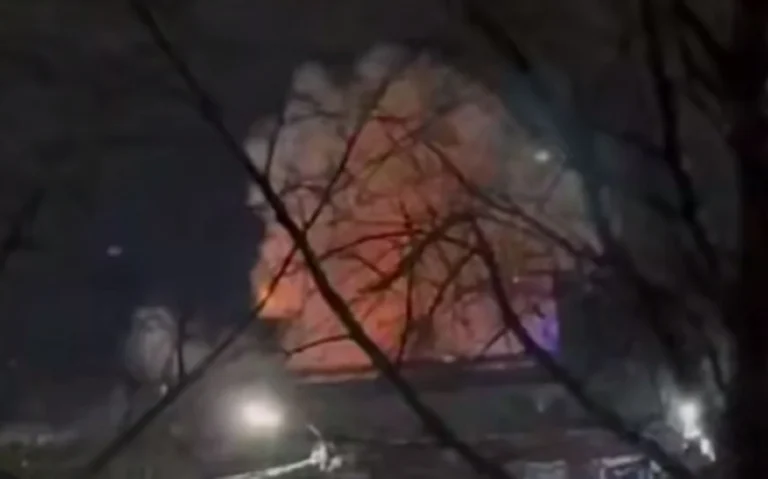 російське місто чебоксари атакували дрони: ймовірно, вражено військовий завод