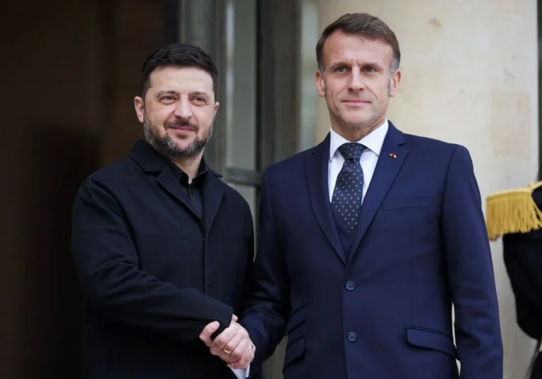 Зеленський зустрівся з Макроном: президент розповів деталі кількагодинної розмови