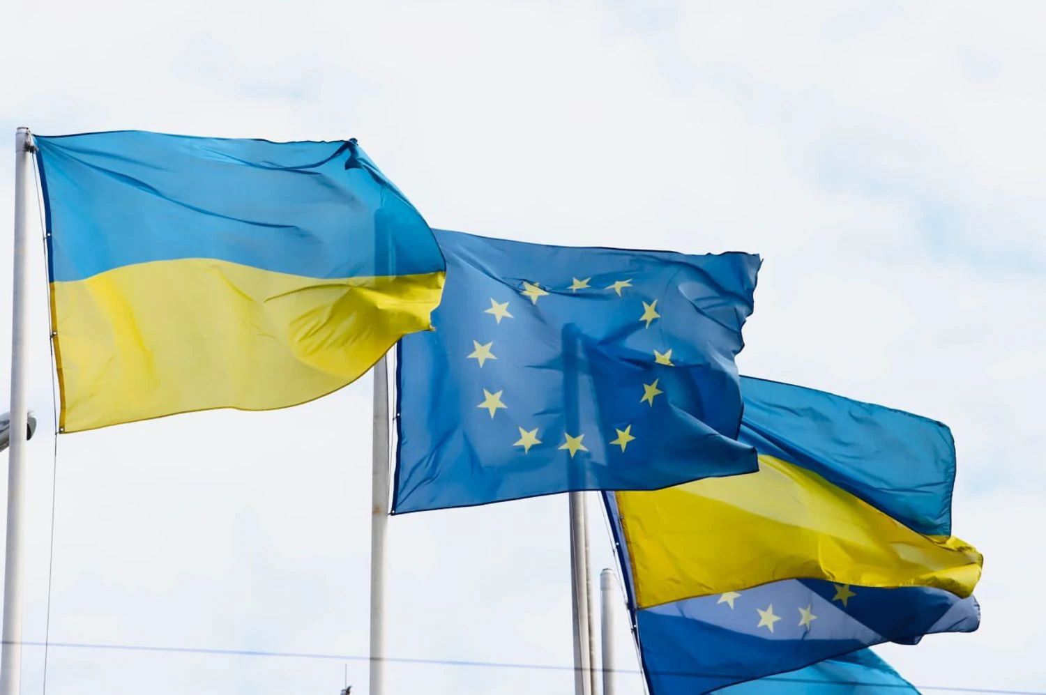 ЄС готовий зробити свій внесок у гарантії безпеки для України, у тому числі у співпраці зі США - висновки