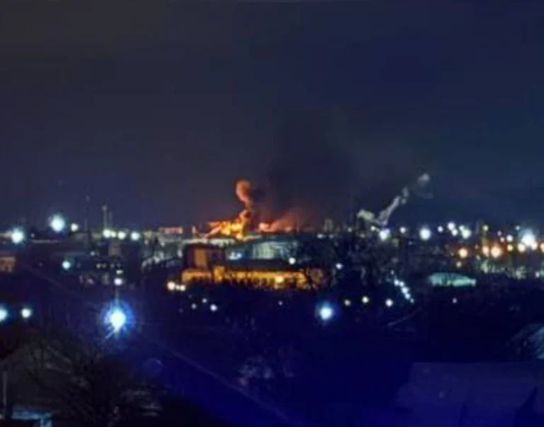 Дрони атакували нафтобазу в тимчасово окупованих Ровеньках на Луганщині