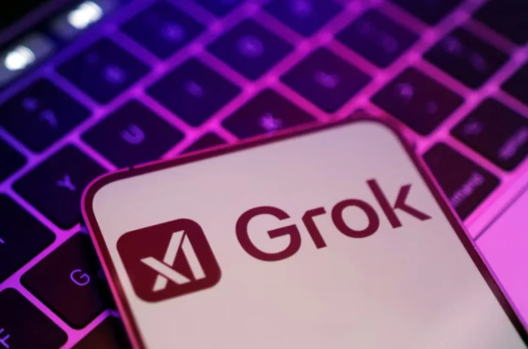 Штучний інтелект Grok Ілона Маска масово створює сексуалізовані діпфейки користувачів X - Reuters