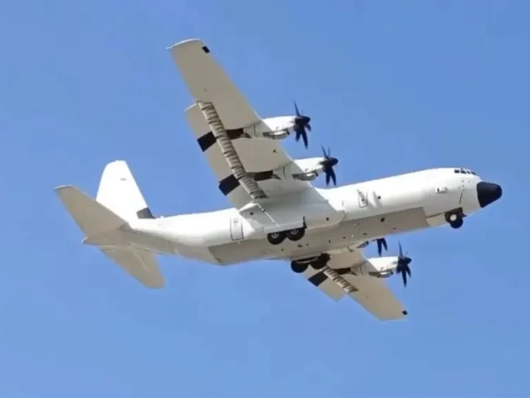 У Каракасі помітили вантажний літак, пов