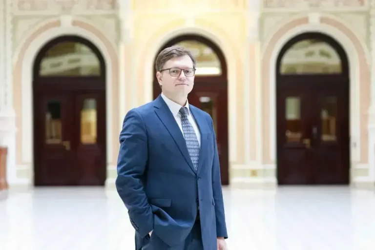 Українські Національні Новини (УНН)