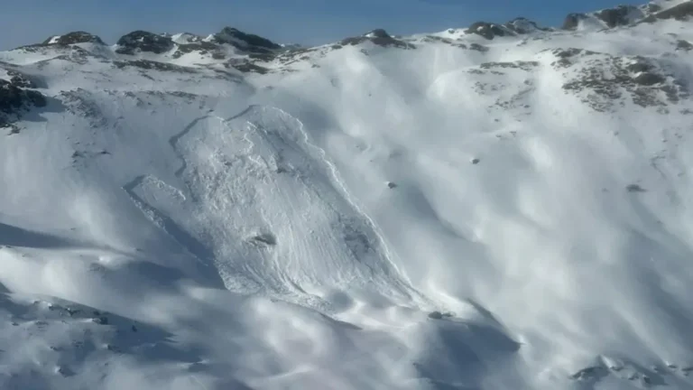 Трагедія в Австрійських Альпах: лавини забрали життя п’ятьох лижників