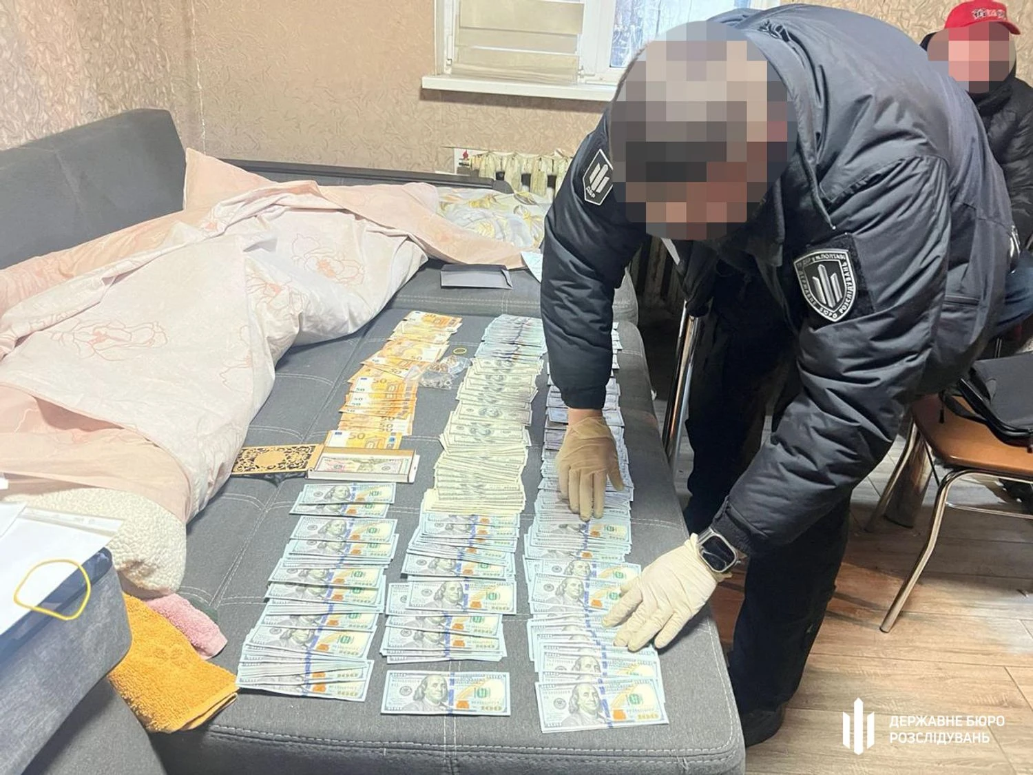 Гнилі продукти для військових і мільйонні відкати: майор тилу бригади ДШВ отримав підозру