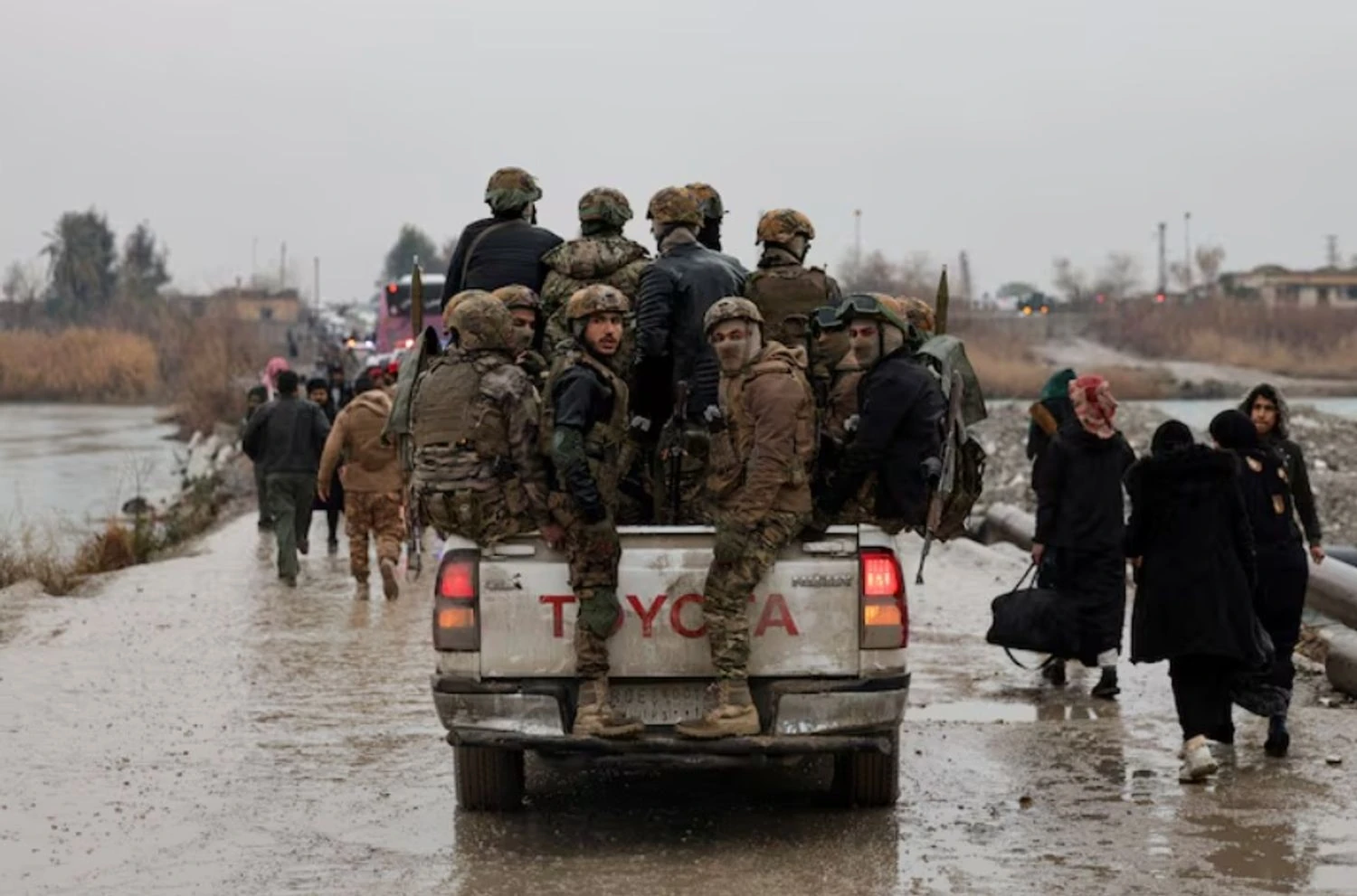 ІДІЛ посилила атаки на нову владу Сирії на тлі оголошення армією антитерористичної операції