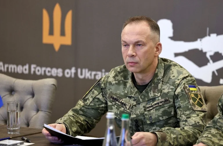 Дрони змінили війну, але вирішальну роль досі відіграє піхота – Сирський