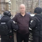 Збрив вуса, щоб не впізнали: чоловіка, який глузував з меморіалу загиблим захисникам на Майдані, затримали