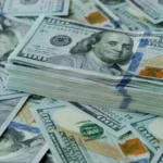 Долар летить у гору – фінансист пояснив причини та дав поради українцям