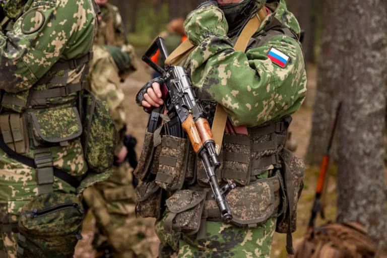 росія перекидає елітні війська ВДВ та морпіхів на південний фронт - ISW