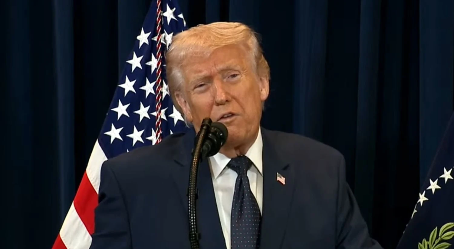 "Він був би набагато більш корисним, якби закінчив війну проти України": Трамп - про розмову з путіним