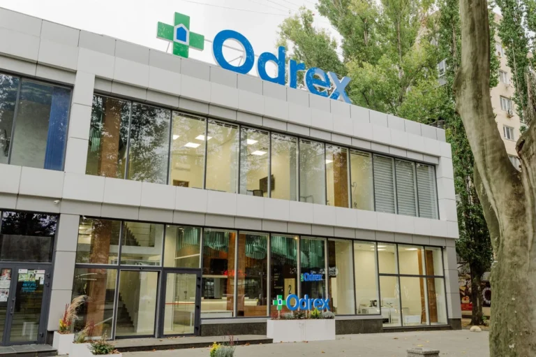 Клініка Odrex втрачає довіру пацієнтів та гроші, поки медичний ринок росте