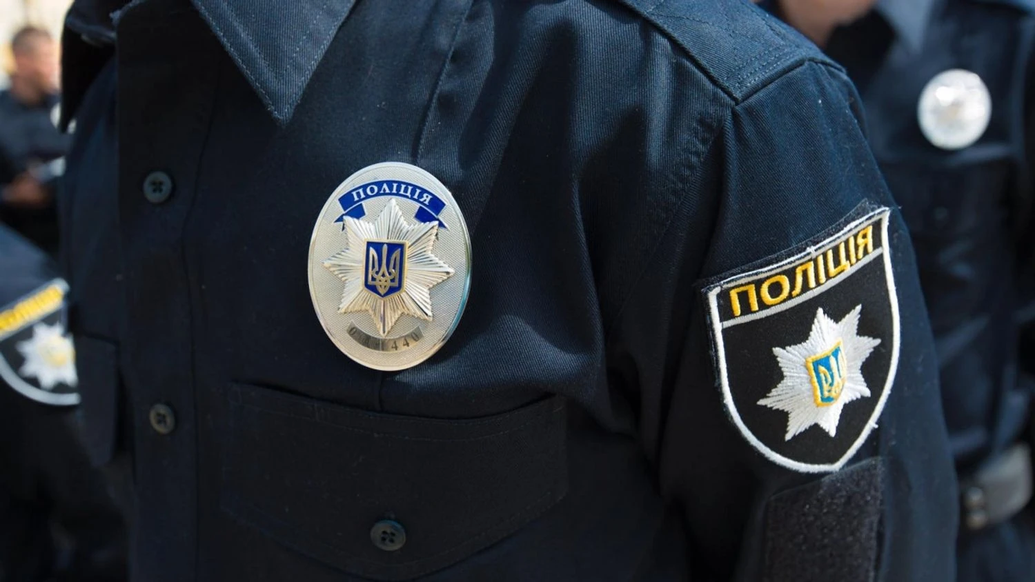 На Київщині чоловік отримав ножові поранення після вітання