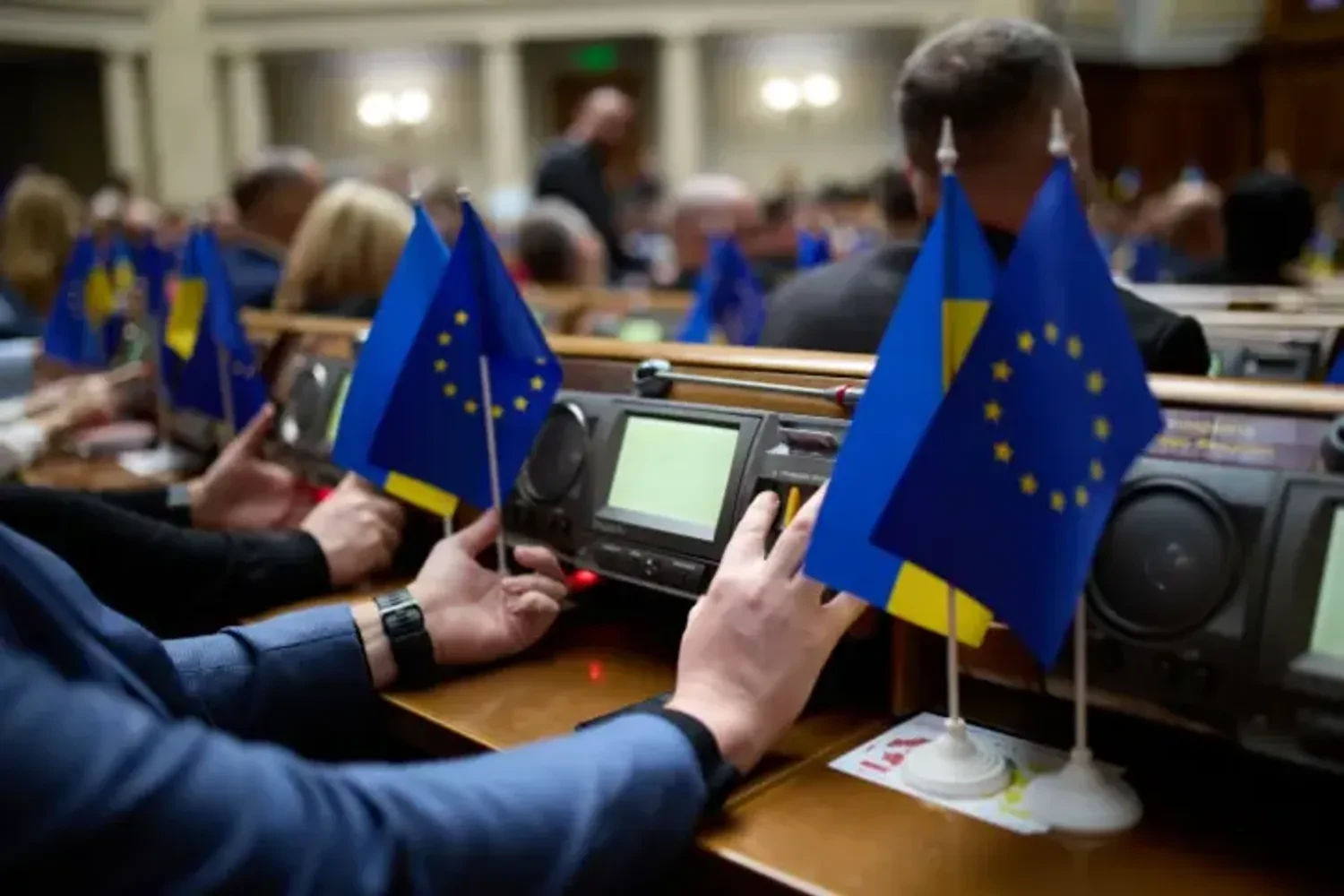 Рада впроваджує нагляд за безпекою товарів на маркетплейсах за стандартами ЄС