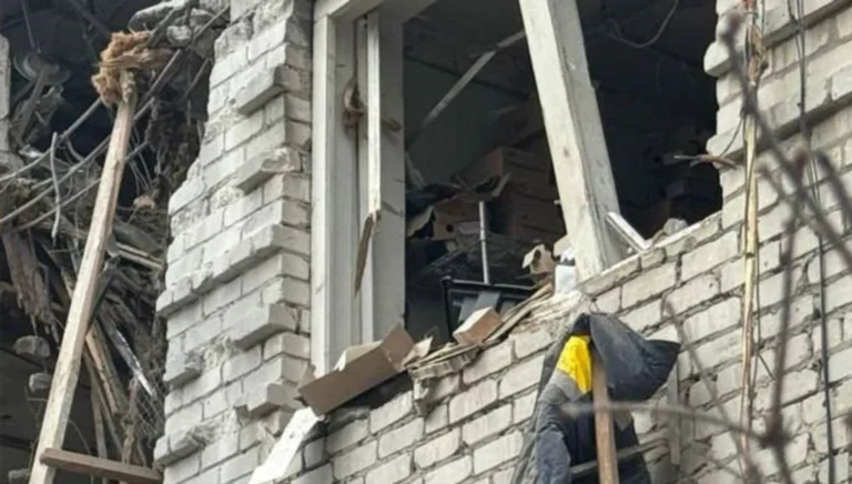 У Києві внаслідок масованої атаки рф пошкоджено виробничий майданчик ДТЕК