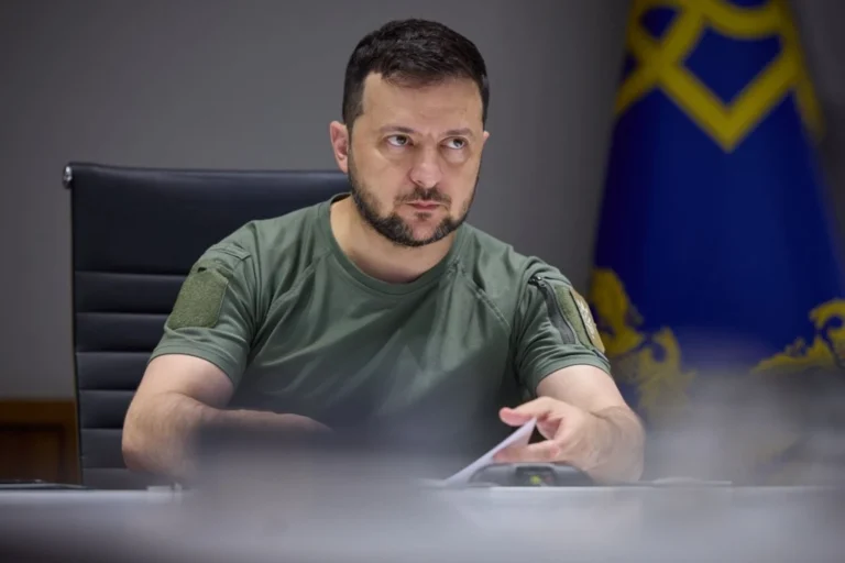 білорусь будує дороги до кордону та готує артпозиції - Зеленський передав застереження лукашенку і нагадав про Венесуелу