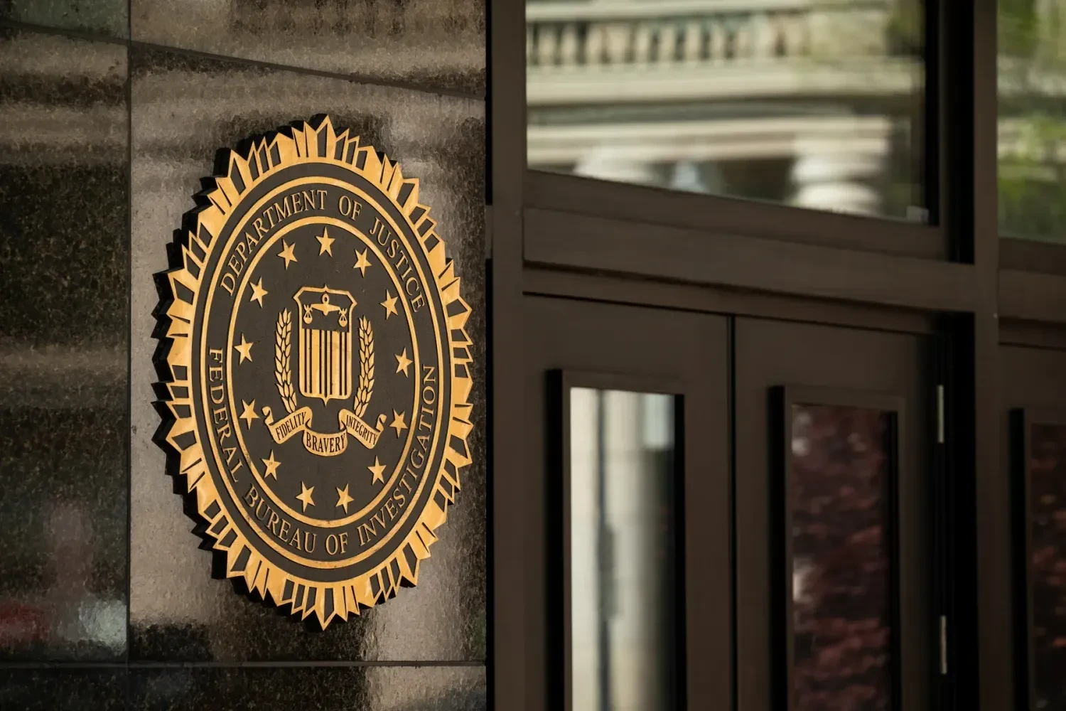 Мін’юст США змінює команду у справі ексдиректора ЦРУ Бреннана на тлі розслідування щодо Трампа