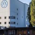 Volkswagen та Rafael наближаються до угоди щодо виробництва систем ППО у НімеччиніVolkswagen та Rafael створять спільне підприємство для випуску систем Iron Dome. На заводі в Оснабрюці збиратимуть військові
вантажівки для ППО.Економіка • 13 травня, 13:12 • 3532 перегляди
