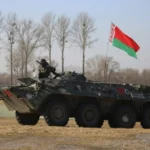 Ексклюзивросія може знову використати білорусь для атаки на Чернігів та Київ –  наскільки реальна загроза наступуДля наступу на Київ рф потрібно 100 тисяч бійців, яких зараз у білорусі немає. Підготовка такої сили триватиме кілька місяців і
буде помітною розвідці.Війна в Україні • 15 травня, 15:05 • 59192 перегляди