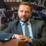 Не час для розмов чи переговорів: глава МЗС Естонії наголошує, що на рф треба тиснути санкціямиМаргус Цахкна застеріг Європу від переговорів з РФ через її вразливий стан та економічні проблеми. Міністр закликає посилити тиск
та санкції на Кремль.Політика • 16 травня, 15:59 • 5008 перегляди