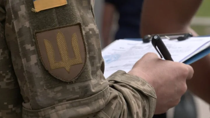 На Волині затримали посадовця ТЦК за підозрою в отриманні неправомірної вигоди