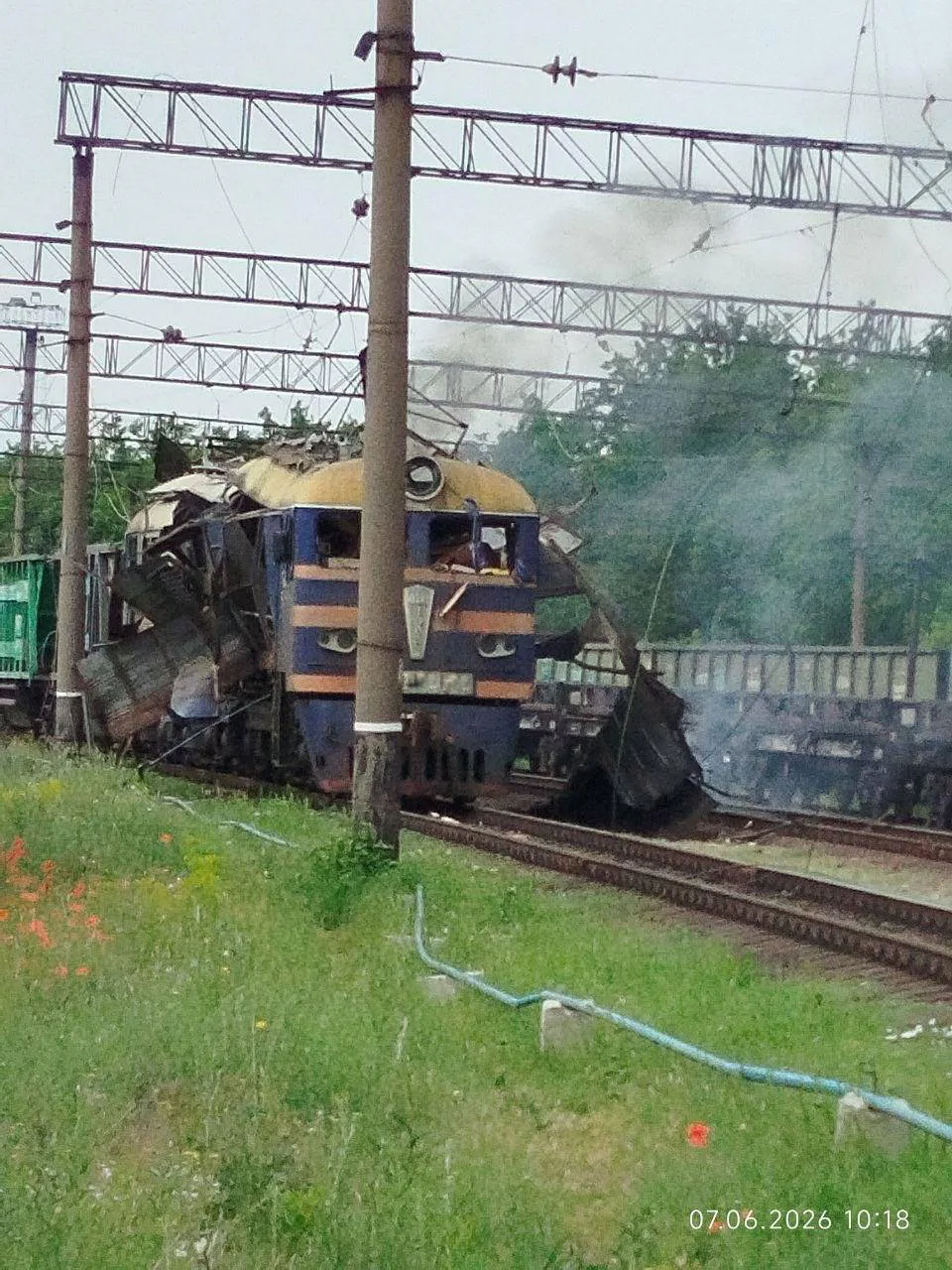 У Запоріжжі ворожий БПЛА влучив у електровоз