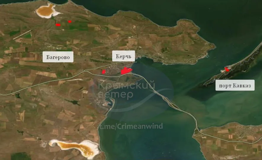 Після нічної атаки в Криму та порту "Кавказ" зафіксували кілька осередків пожежі