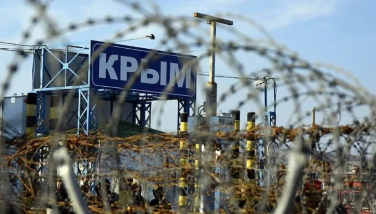 У Криму на тлі перебоїв зі світлом посилили перевірки працівників комунальних закладів - ЦНС