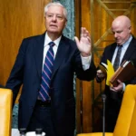 “Я не можу зараз померти, треба ще запровадити санкції проти рф”: над чим працював Грем в останні години життя