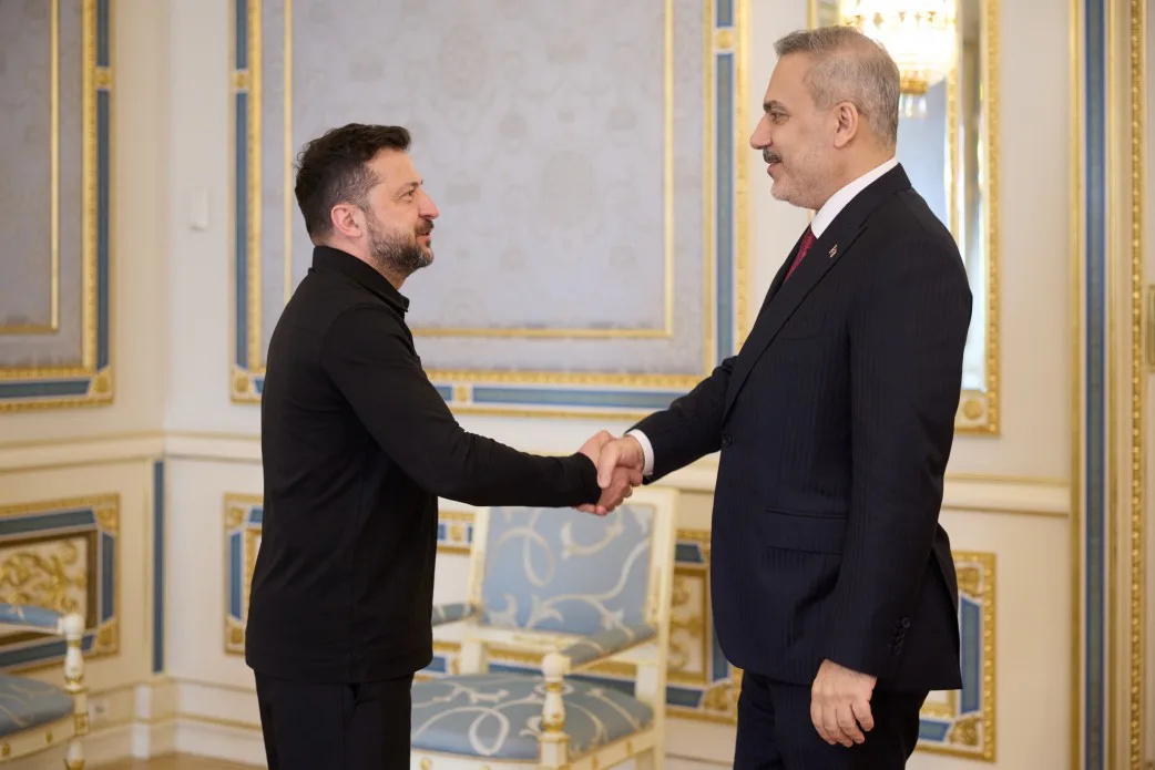 Зеленський зустрівся з главою МЗС Туреччини: говорили про мирні зусилля та зону вільної торгівлі