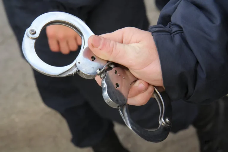 У Києві поліція затримала журналіста Євгена Шульгата, офіційна причина - проблеми з обліковими документами