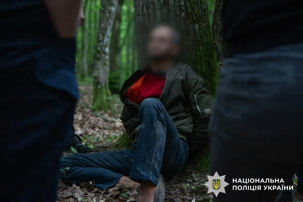 Стрілок з лісу в Ужгороді під час спецоперації вів вогонь у бік правоохоронців - деталі від поліції