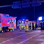 У Берліні під час прайду автомобіль в'їхав у натовп: є загиблаУ суботу ввечері в Берліні білий фургон в'їхав у натовп під час заходів до Дня вулиці Крістофера, внаслідок чого одна жінка
загинула, а 29 людей отримали поранення. Поліція розшукує 21-річного підозрюваного, знайомого з ісламістського середовища.Суспільство • 26 липня, 14:56 • 13462 перегляди